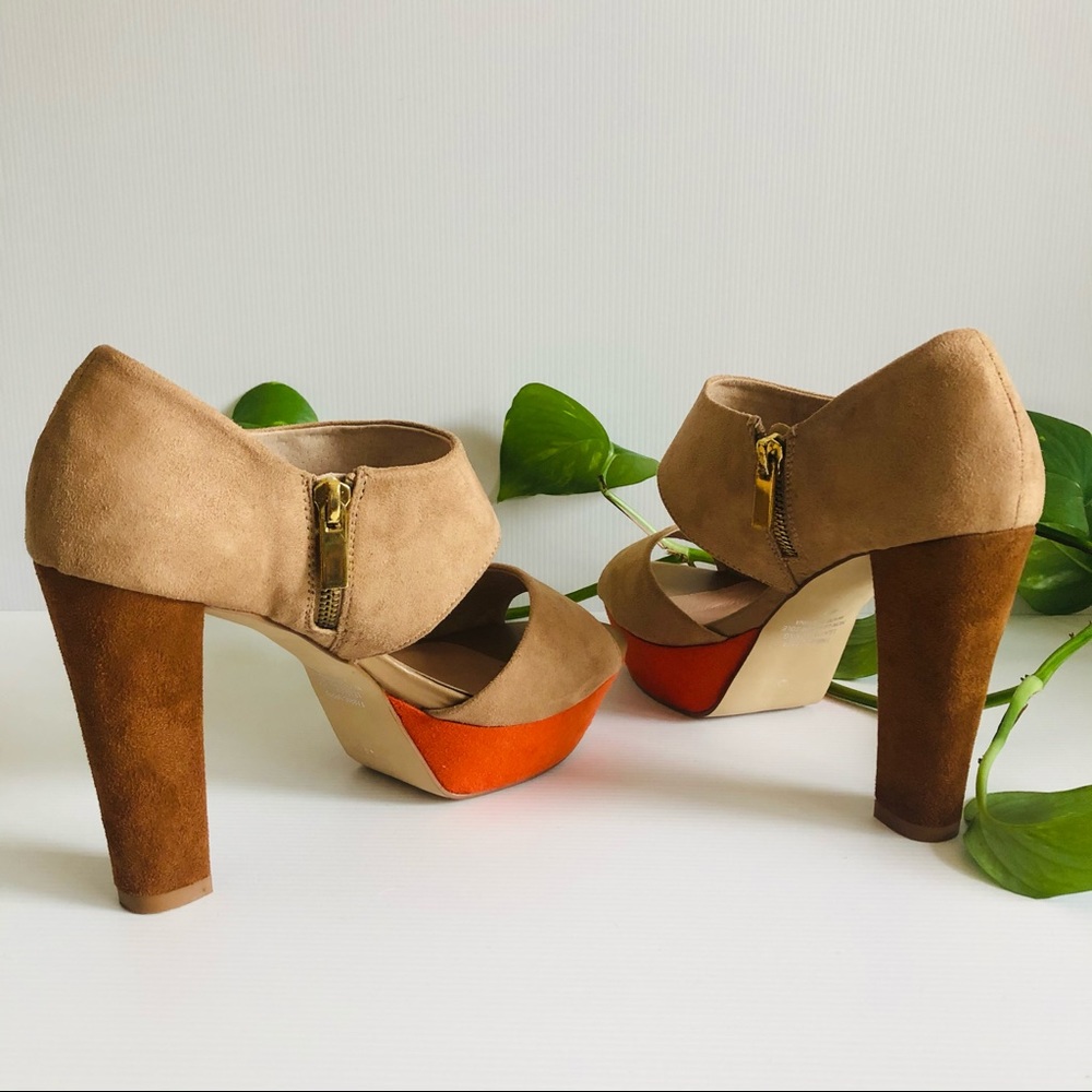 Wild Rose Platform Heels - Picture 5 of 12